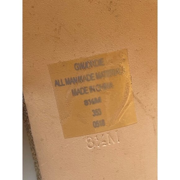 Guess women’s shoes crusted gold shimmer - Picture 8 of 8